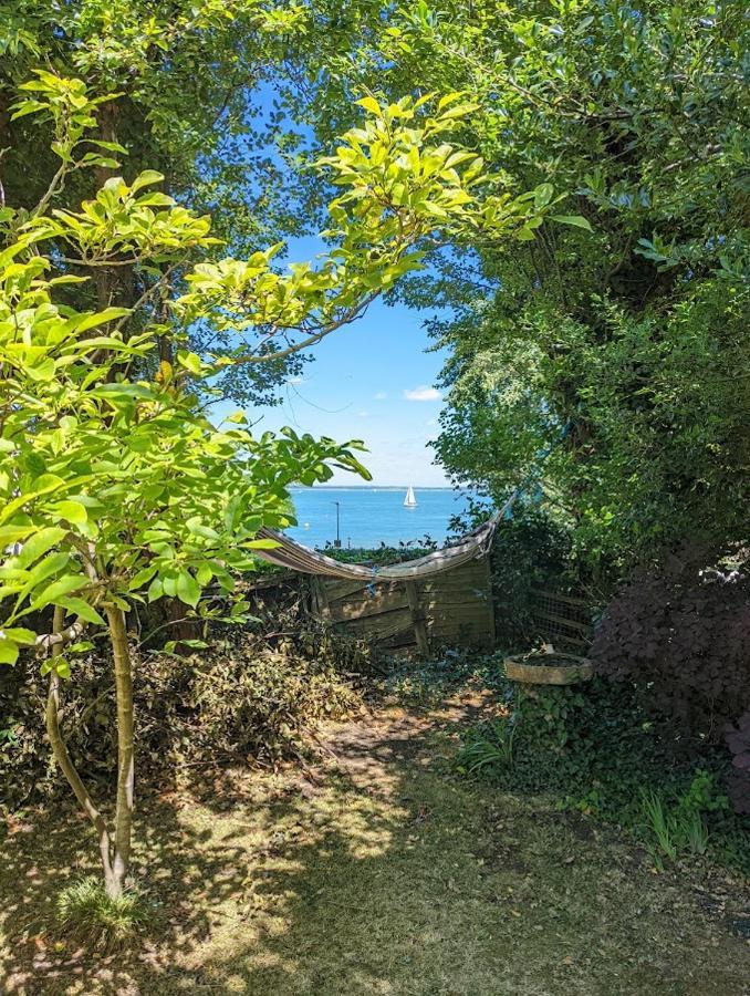 Cliffside Cowes (Isle of Wight) Exterior foto
